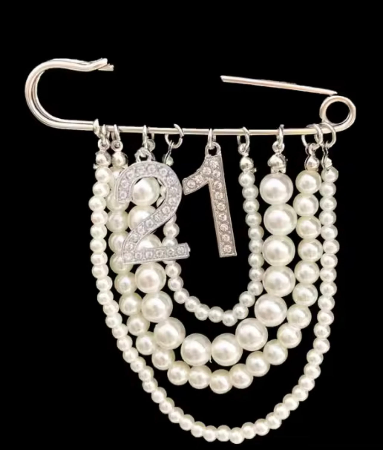 Pearl Number 21 Brooch Pin