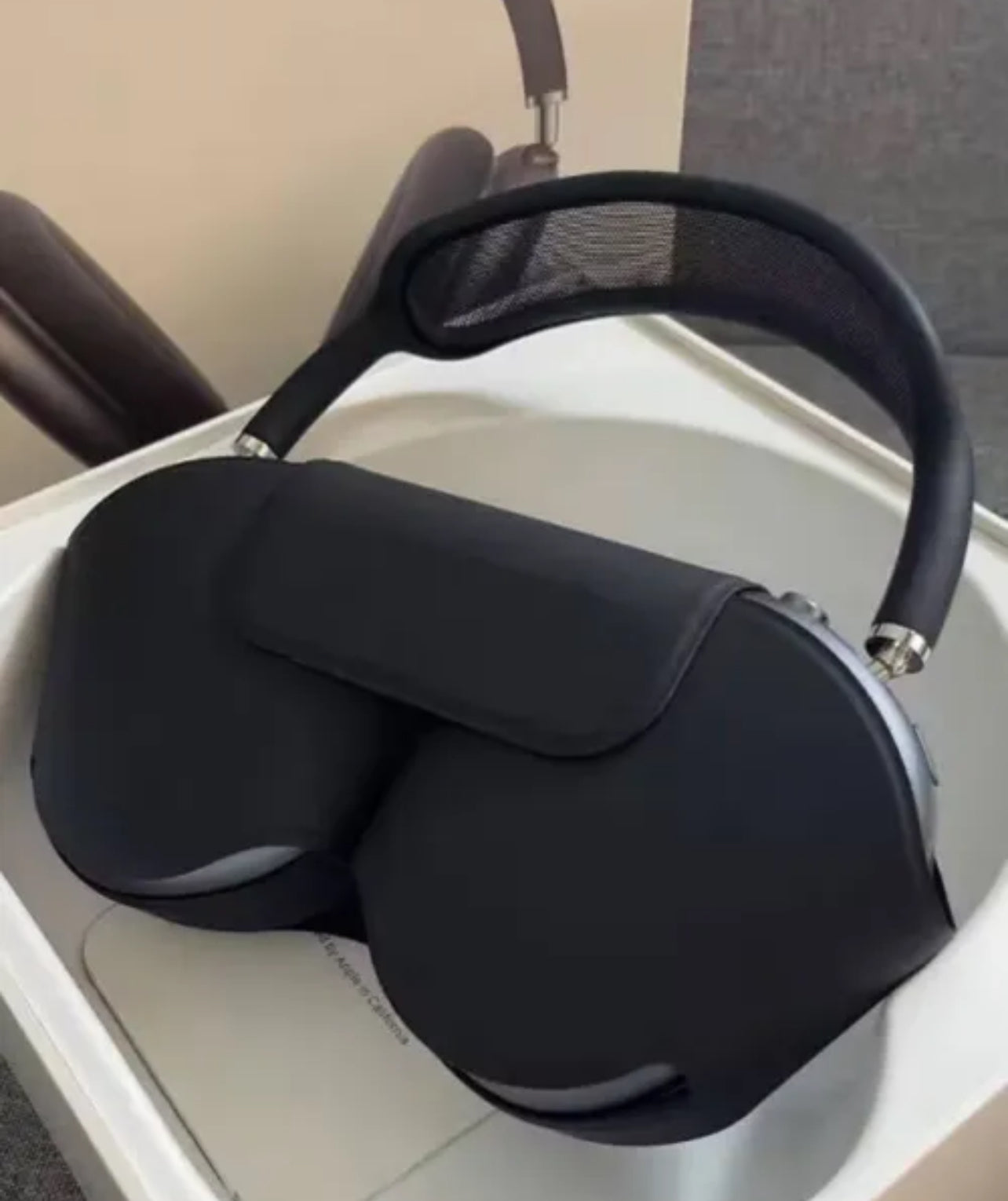 Earphones - over ear